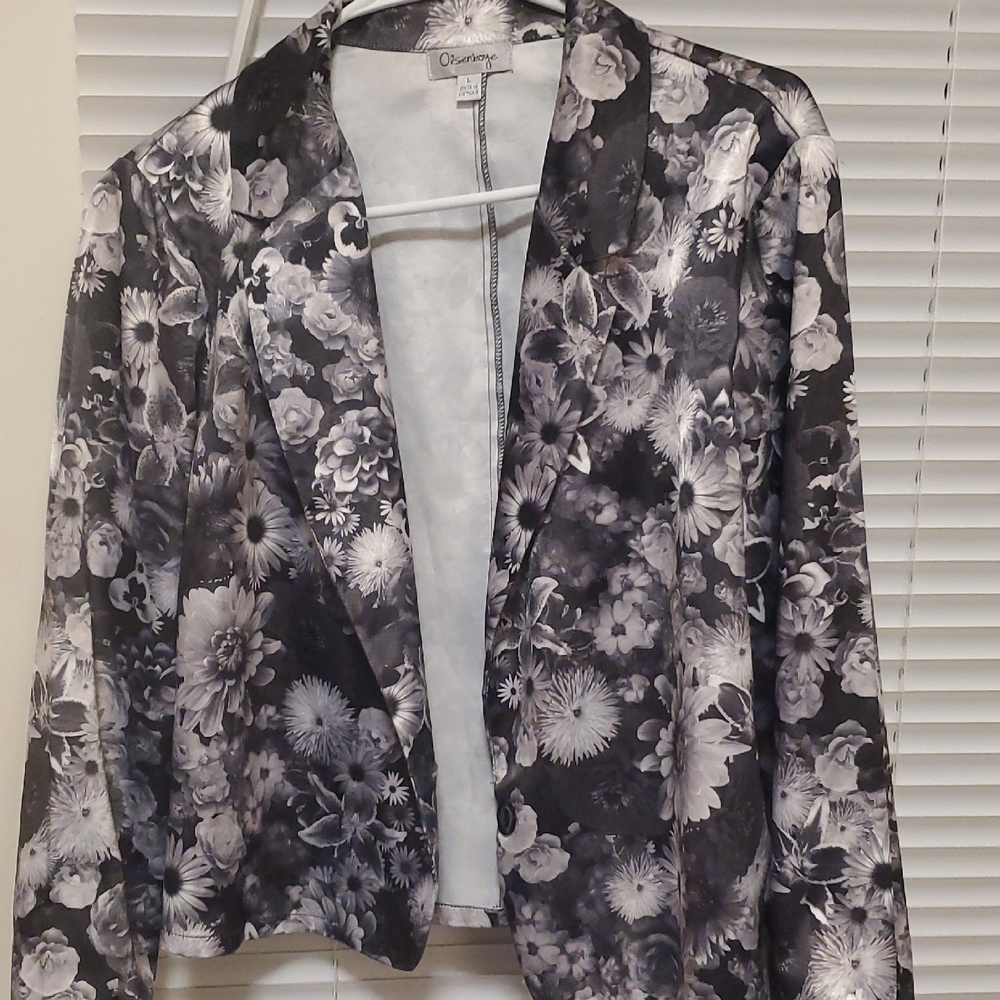 Chico's Black and White Artistic Blazer